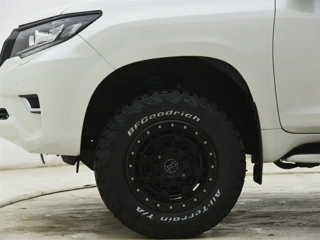 Toyota Prado 2019 — фото 15