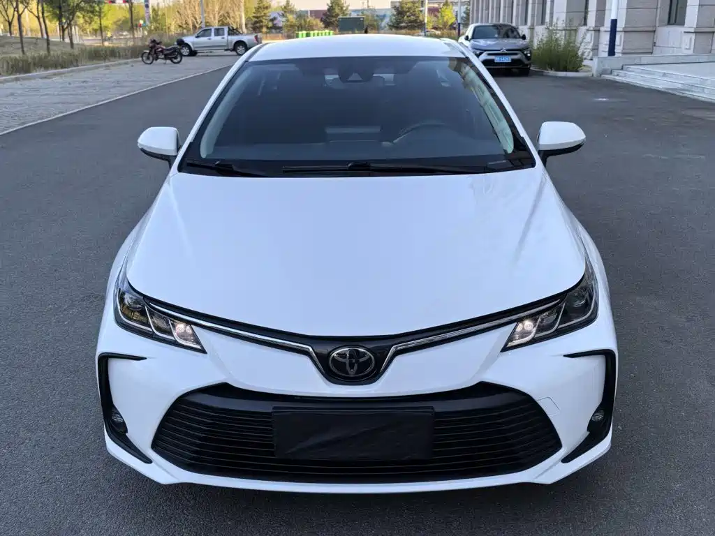 Toyota Corolla 2020 — фото 23