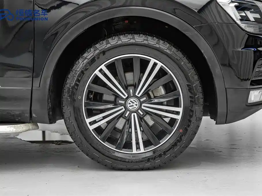 Volkswagen Tiguan L 2019 — фото 11