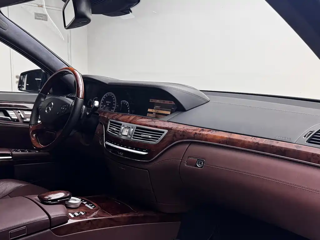 Mercedes-Benz S-Class 2012 — фото 12