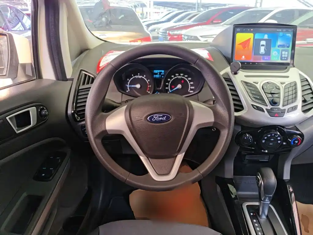 Ford Ecosport 2017 — фото 11