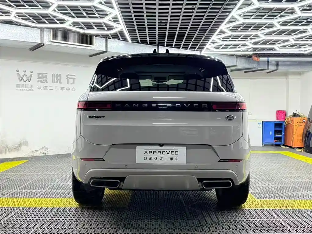Land Rover Sport 2023 — фото 4
