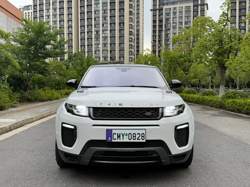 Land Rover Evoque 2018 — фото 2