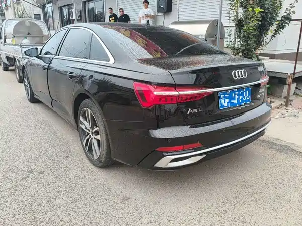 Audi A6L 2023