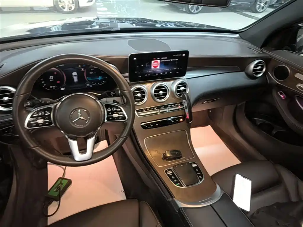 Mercedes-Benz GLC 2019 — фото 13