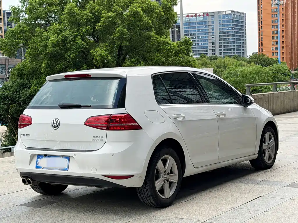 Volkswagen Golf 2016