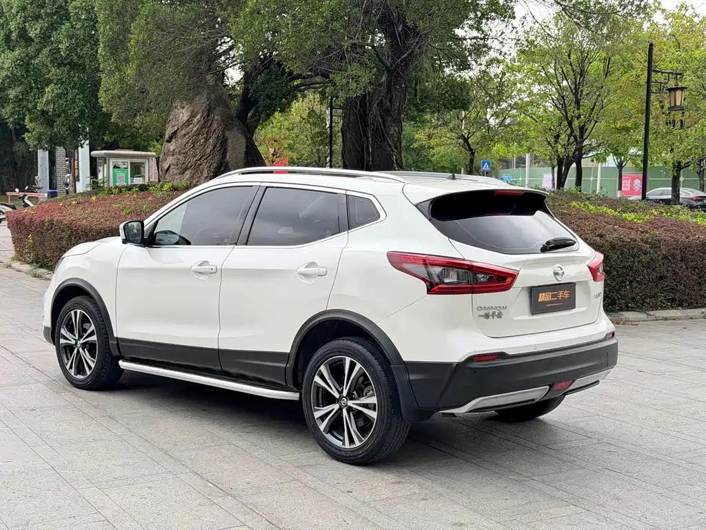Nissan Qashqai 2023 — фото 12