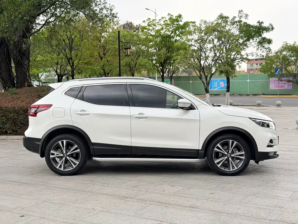 Nissan Qashqai 2023 — фото 17