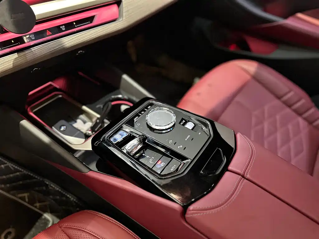 BMW 5 Series 2024