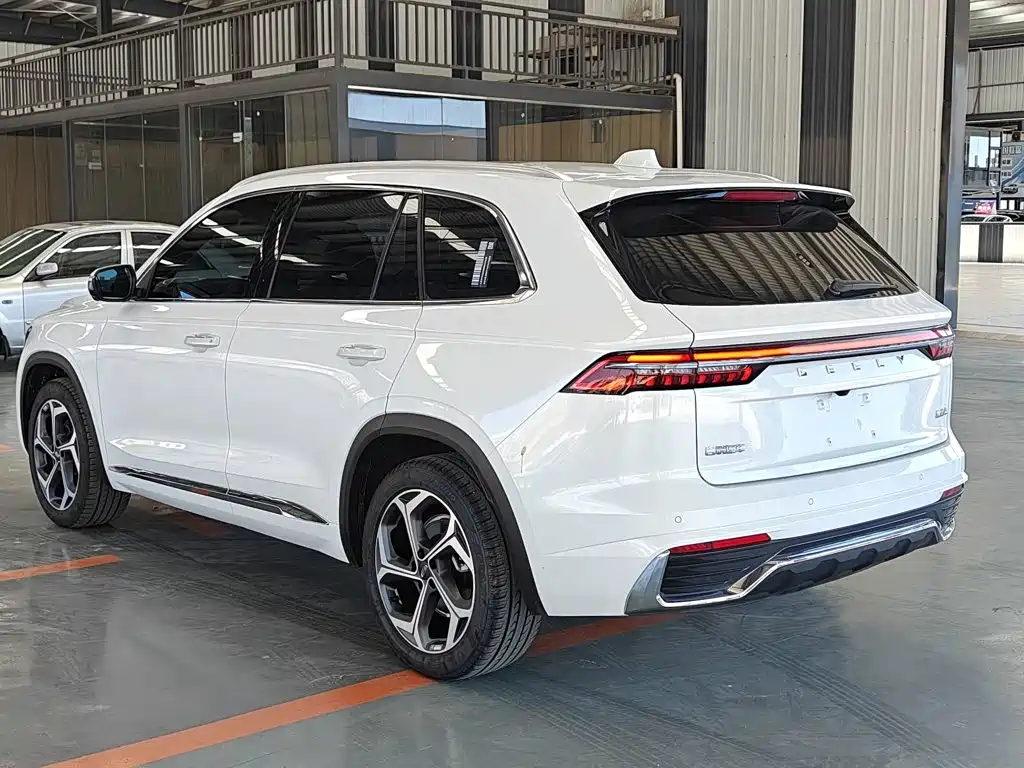 Geely Xingyue L 2021 — фото 10
