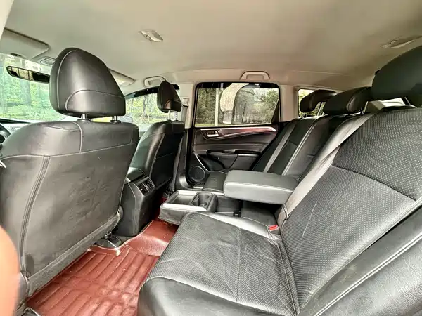 Honda Jade 2013