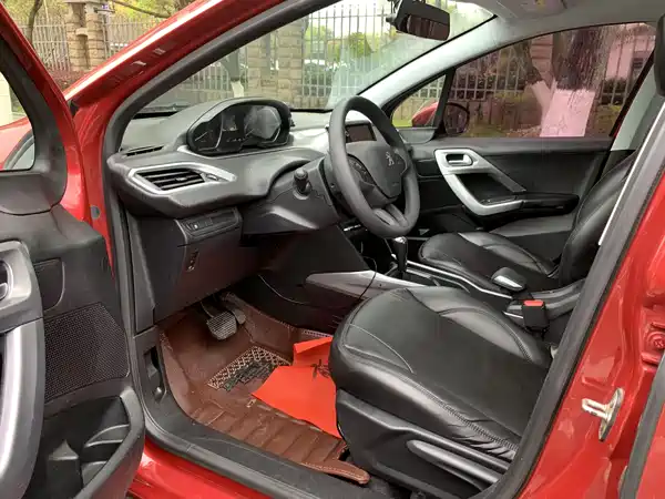 Peugeot 2008 2015