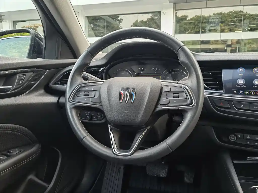 Buick Regal 2023 — фото 10