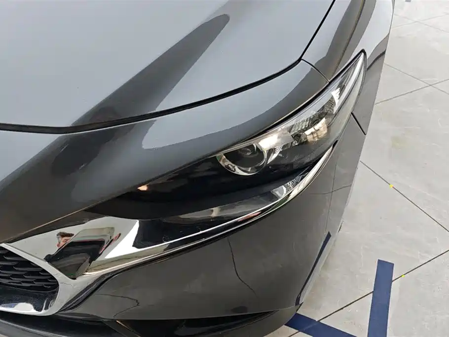 Mazda 3 Angkesela 2021