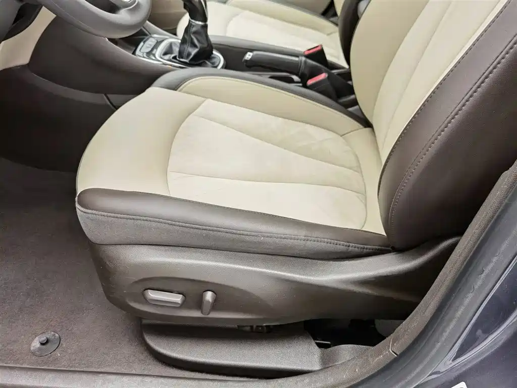 Buick Verano 2017 — фото 20