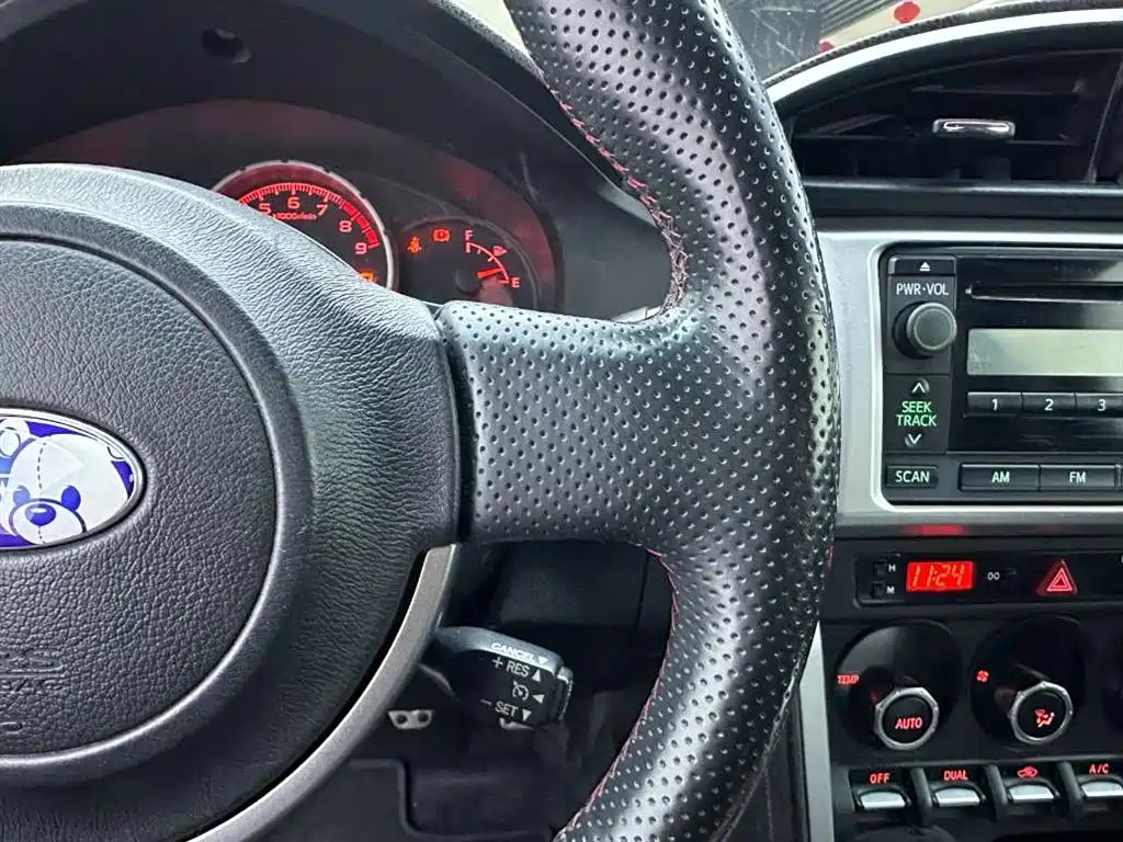Subaru BRZ 2015 — фото 25