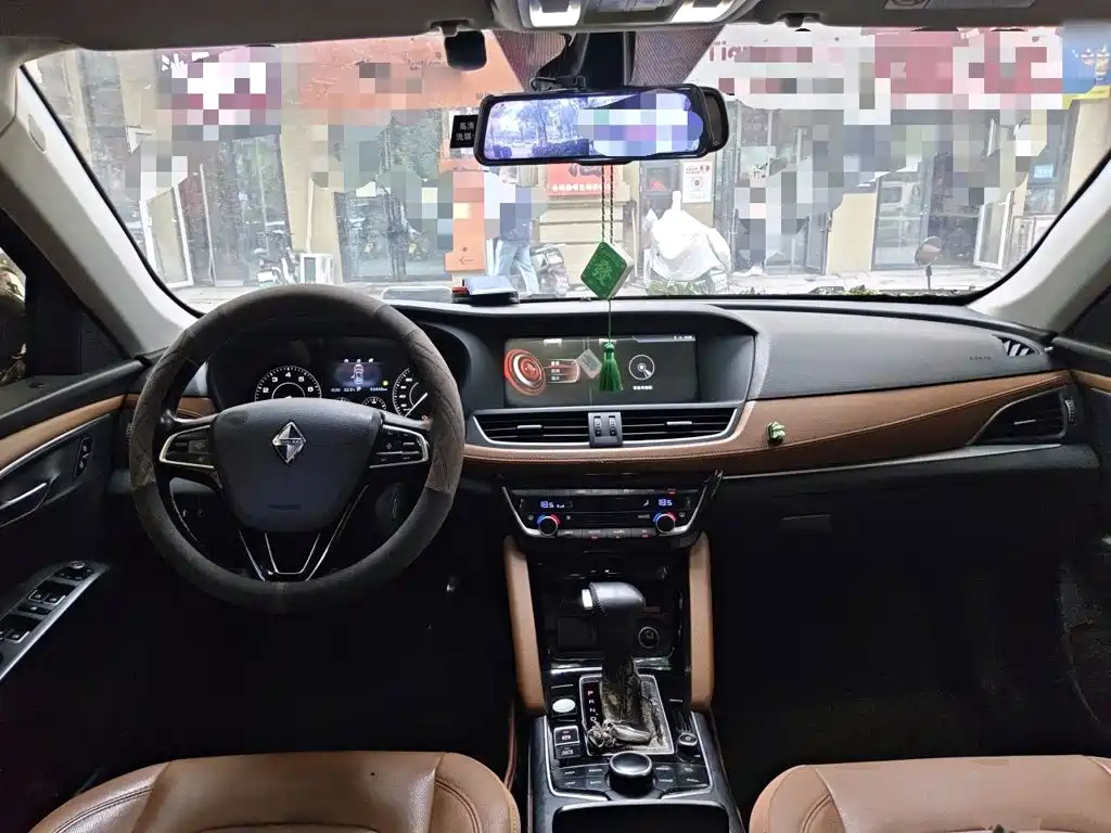 Borgward BX7 2017