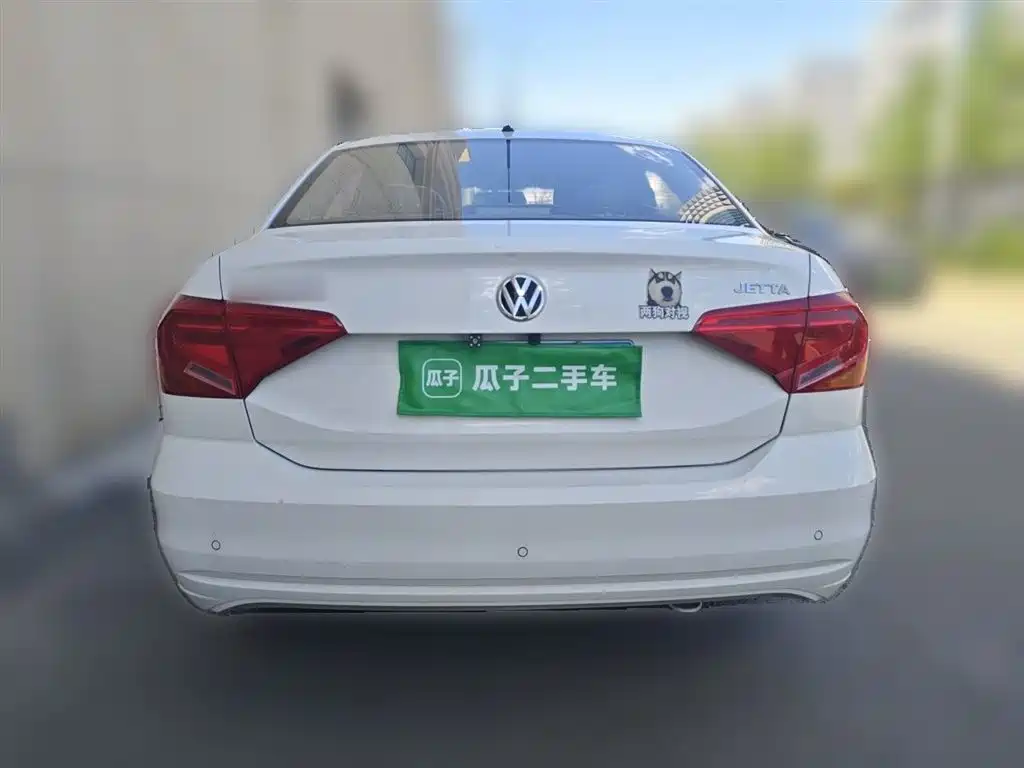 Volkswagen Jetta 2019 — фото 4