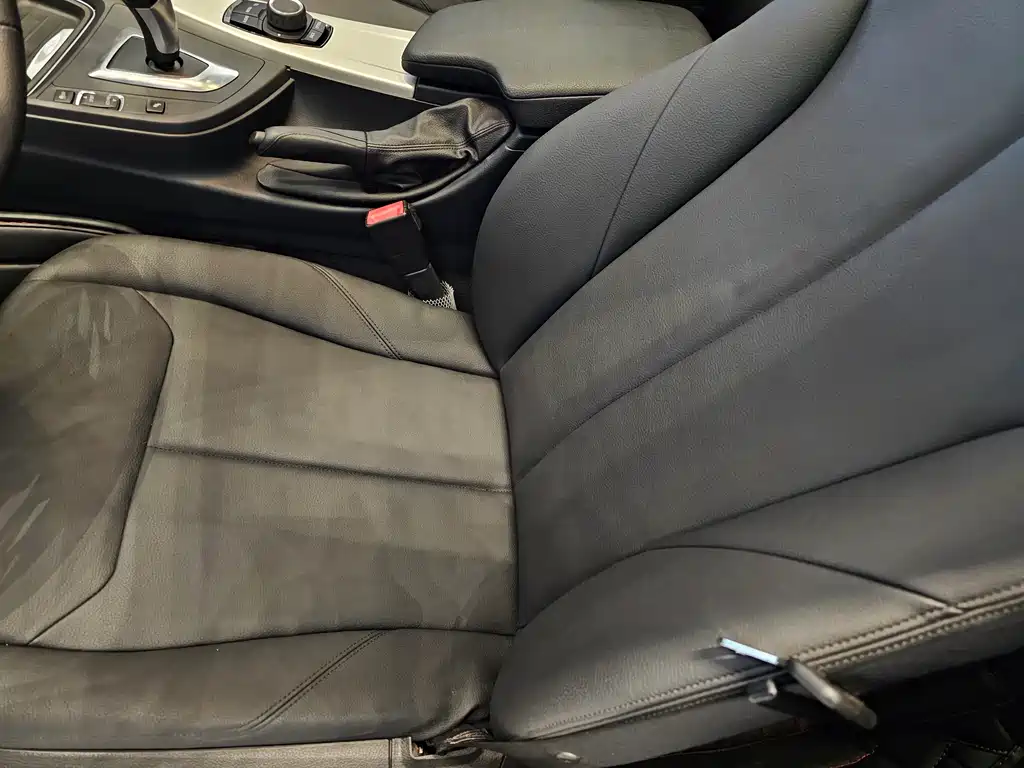 BMW 3 Series 2015 — фото 14