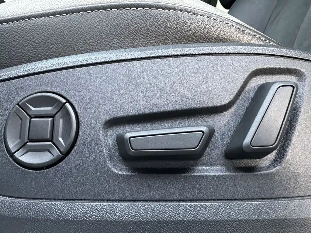 Audi Q3 2023 — фото 8