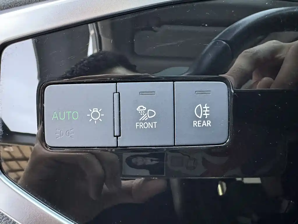 Audi Q3 2023 — фото 10