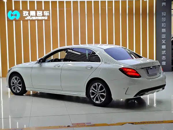 Mercedes-Benz C-Class 2017