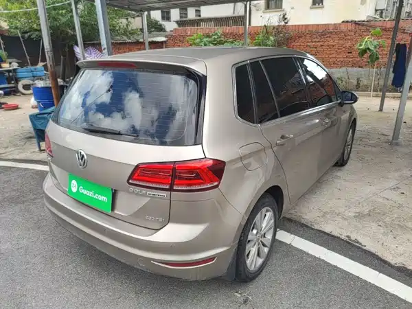 Volkswagen Golf Jialu 2016