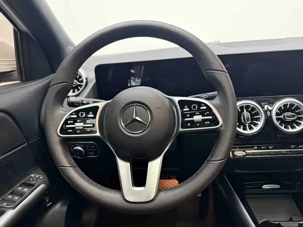 Mercedes-Benz GLA 2022