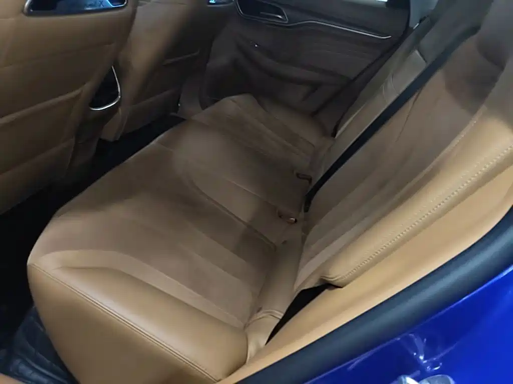 Roewe MARVEL X 2018 — фото 13