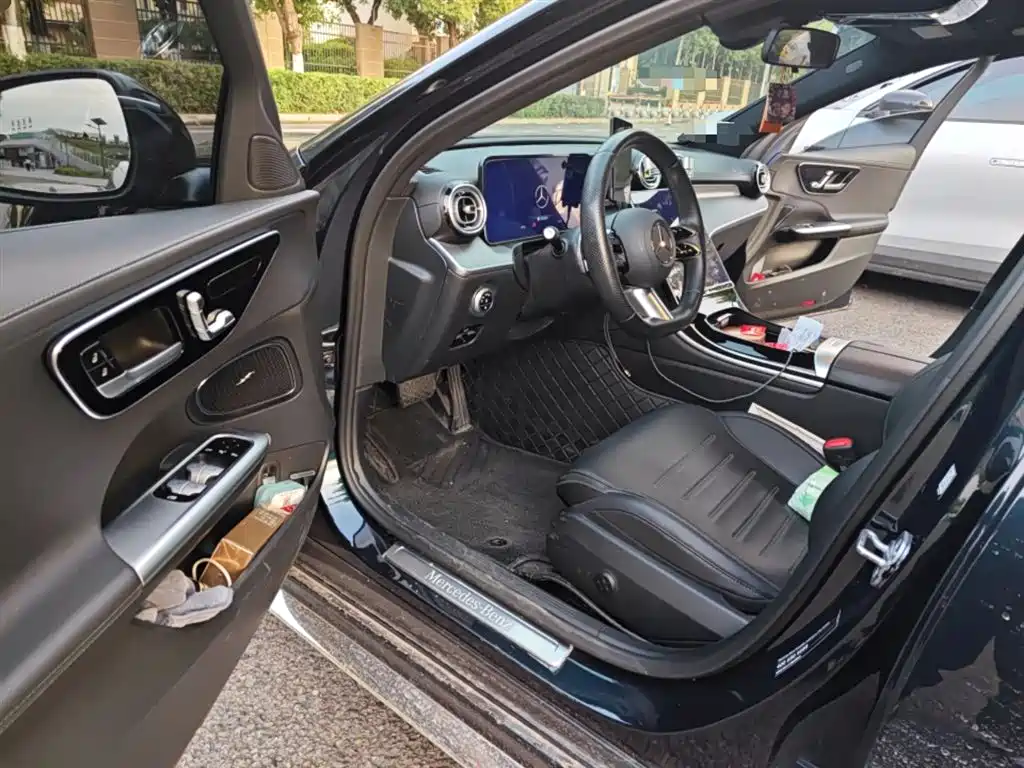 Mercedes-Benz C-Class 2024 — фото 14