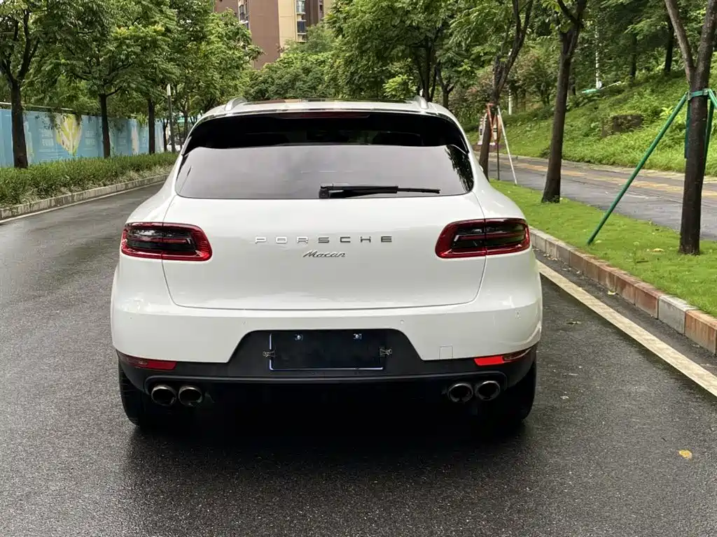 Porsche Macan 2017 — фото 5