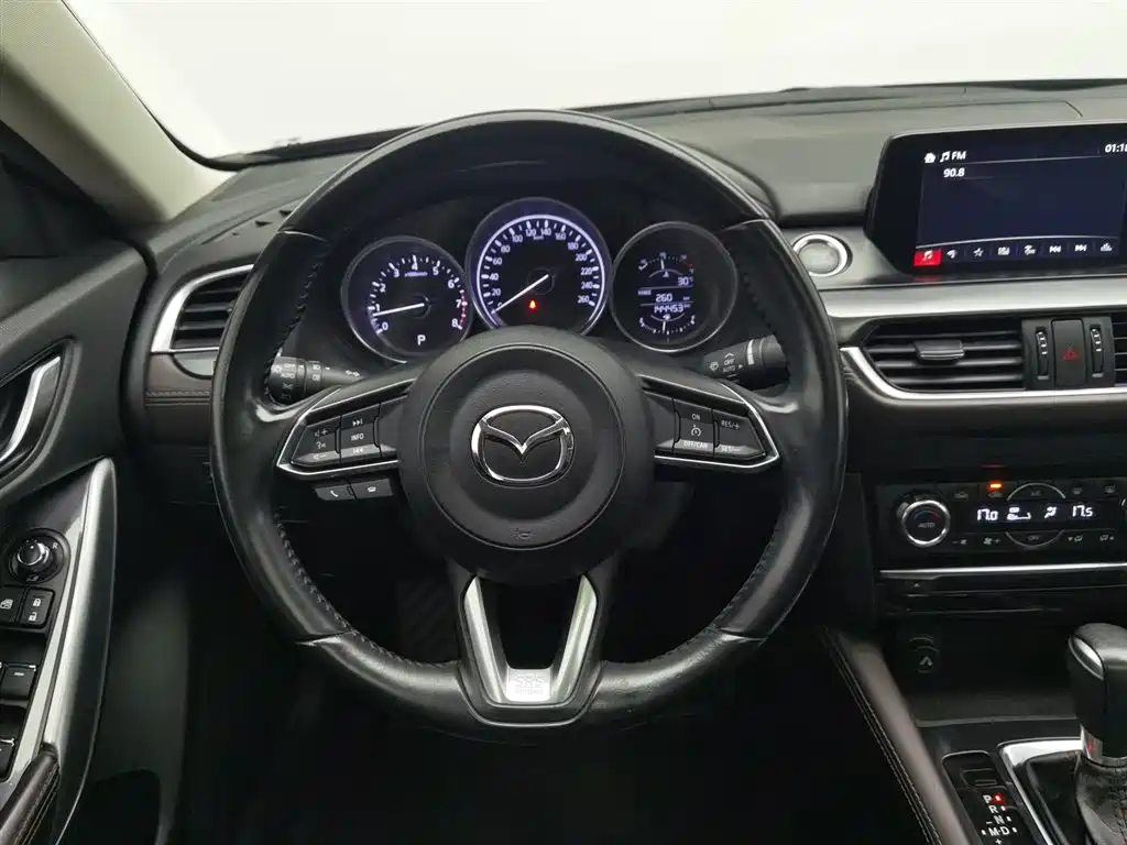 Mazda Atenza 2018 — фото 11