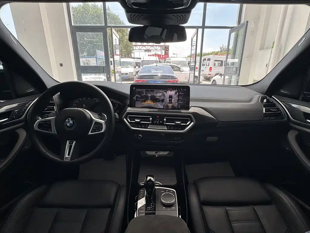 BMW X3 M40i 2023 — фото 9