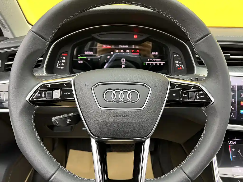 Audi A6 2025 — фото 11