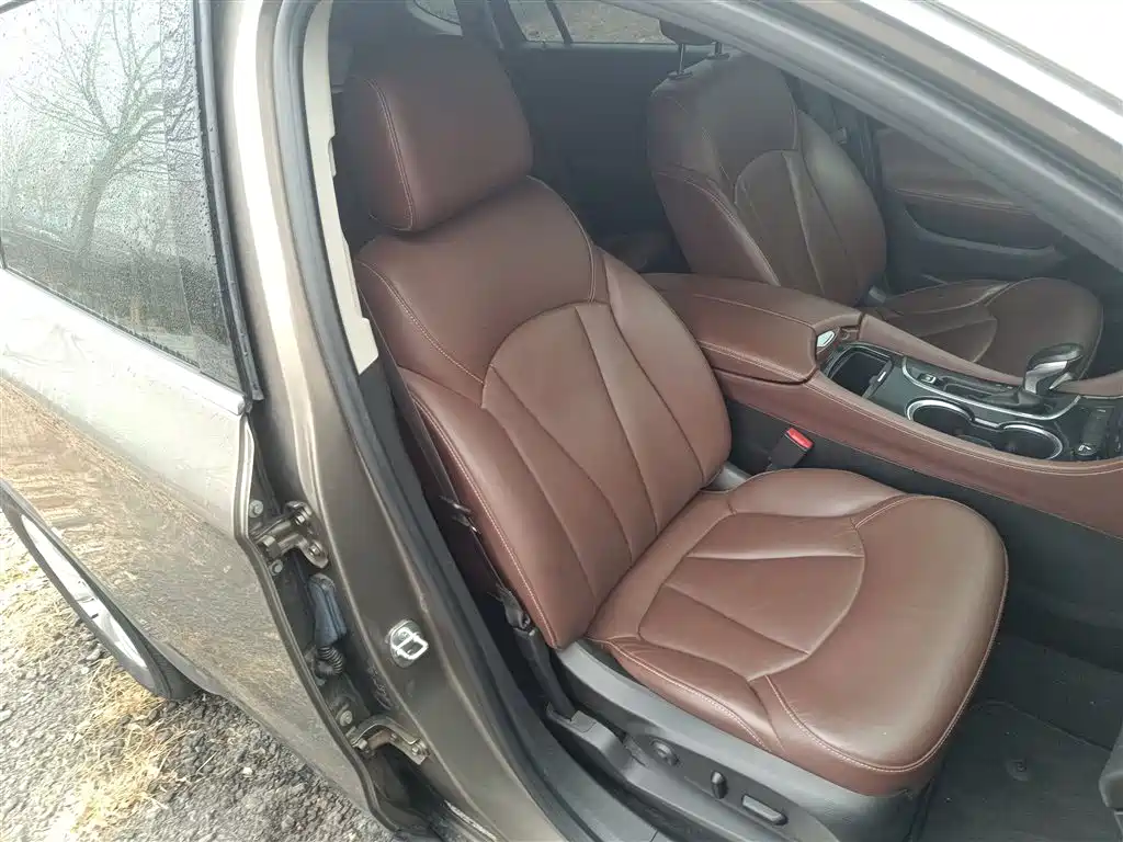 Buick Envision Plus 2019 — фото 18