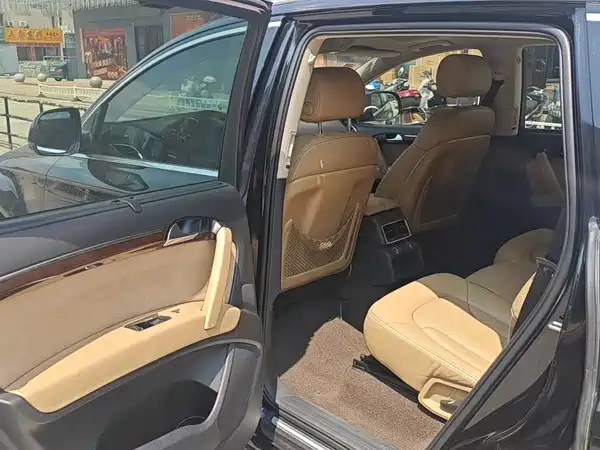 Audi Q7 2012