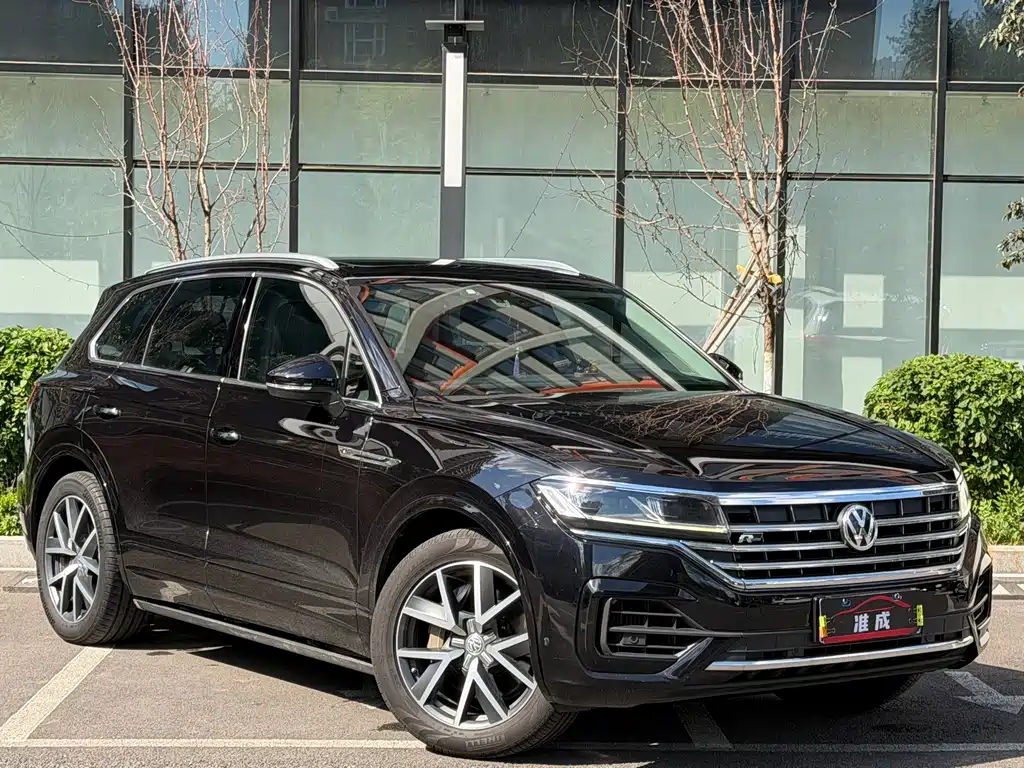 Volkswagen Touareg 2019 — фото 3