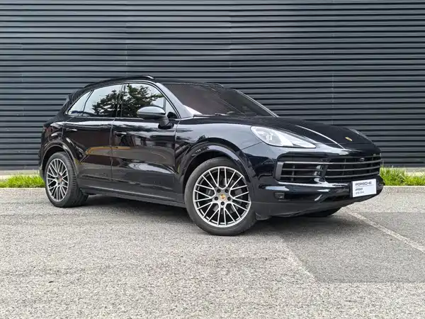 Porsche Cayenne 2023