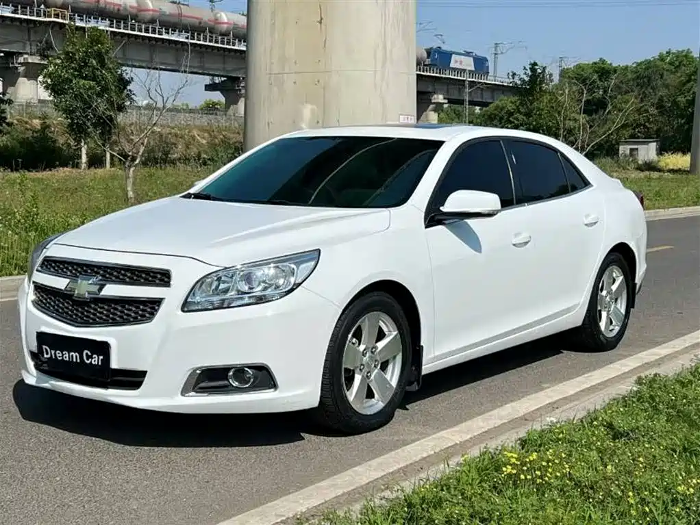 Chevrolet Malibu 2014 — фото 1