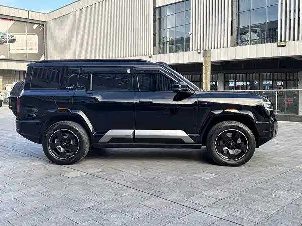 Fangchengbao Leopard 8 2024