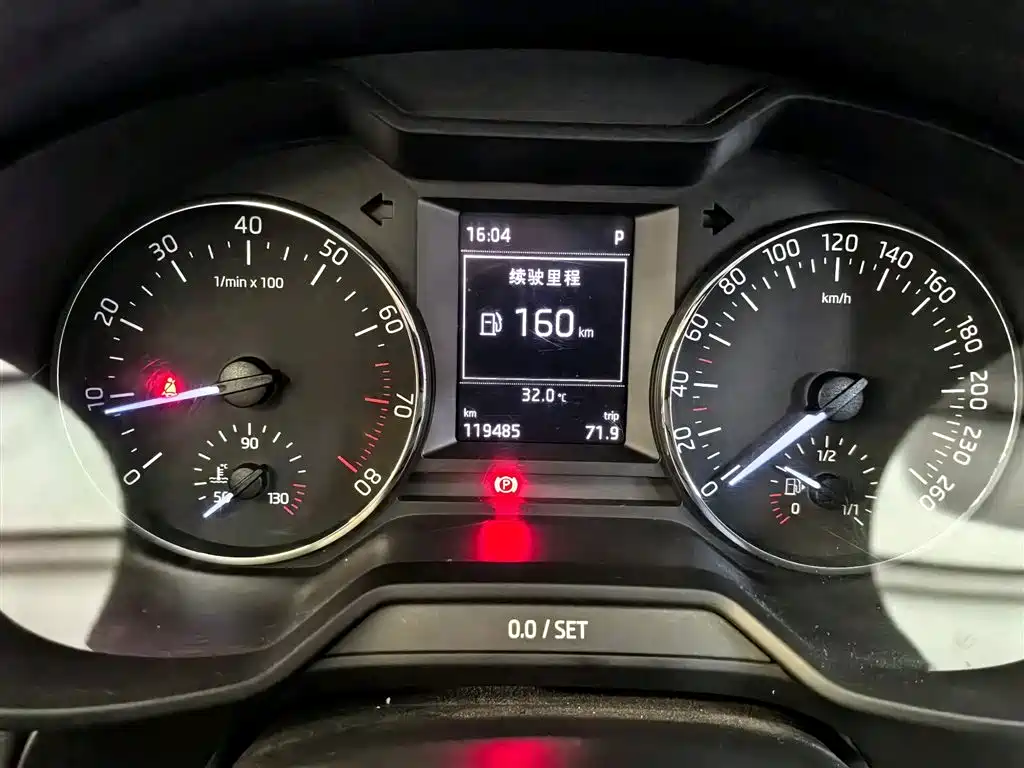 Skoda Octavia 2014 — фото 13