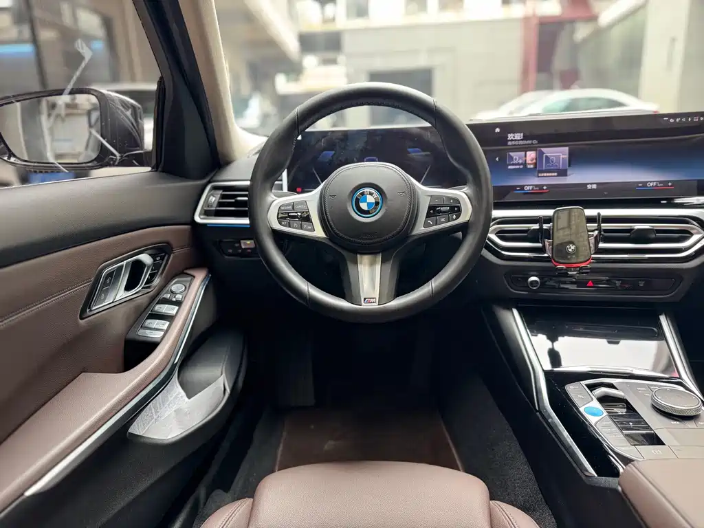 BMW i3 2023 — фото 11