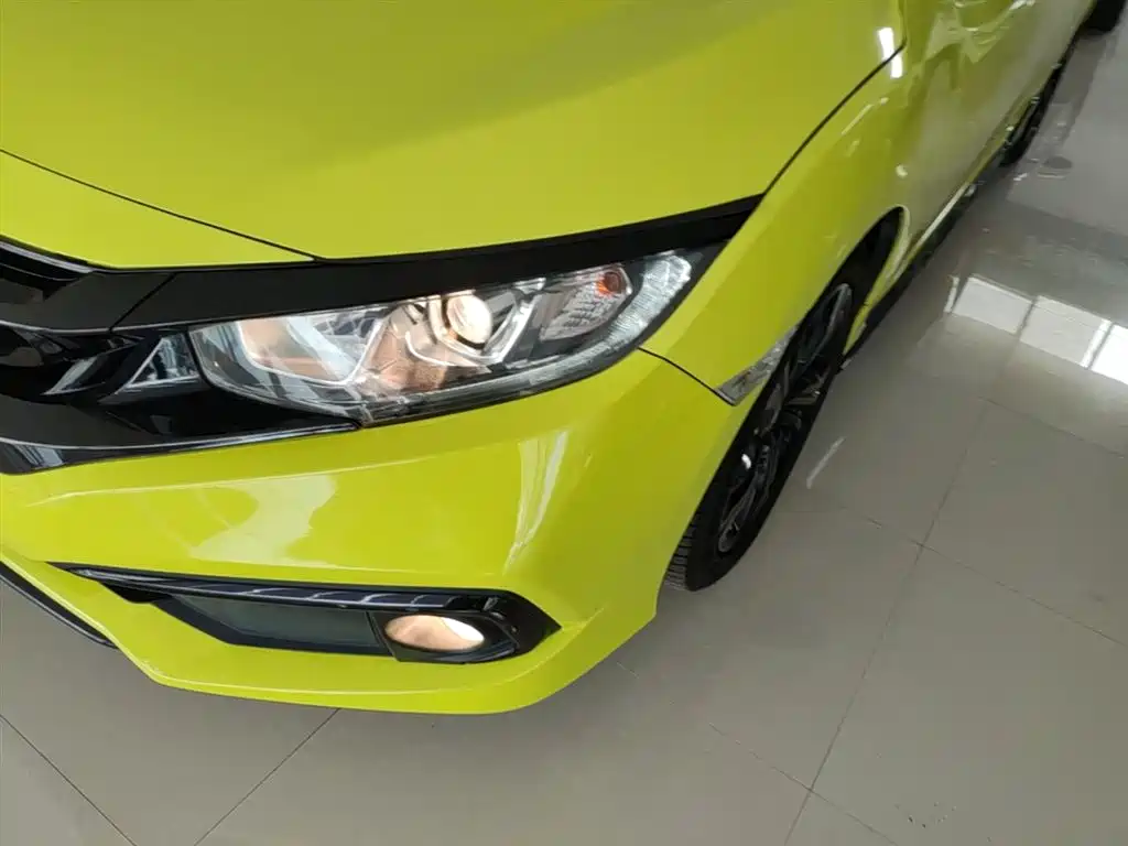 Honda Civic 2020 — фото 24