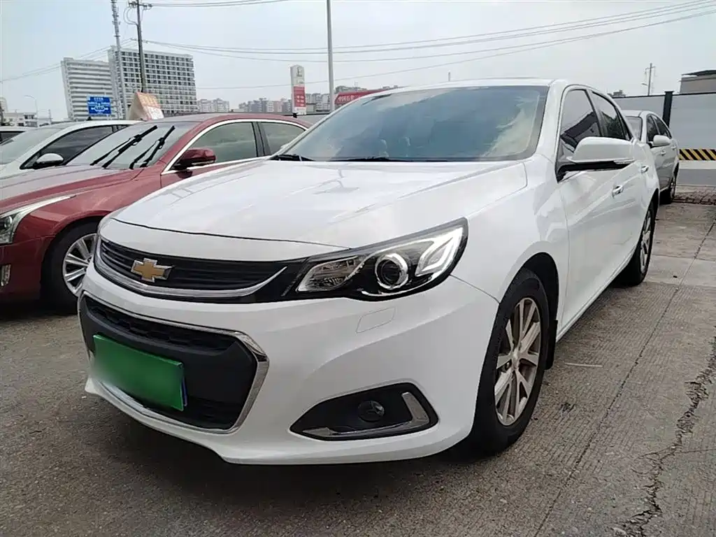 Chevrolet Malibu 2018 — фото 1