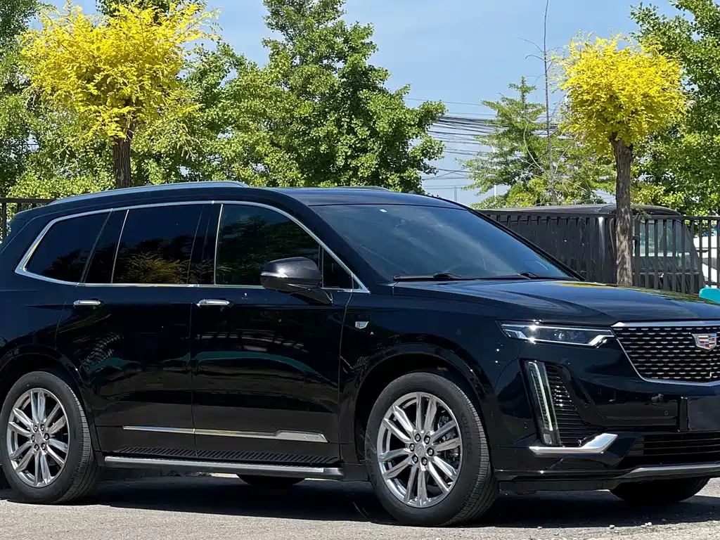 Cadillac XT6 2021 — фото 3