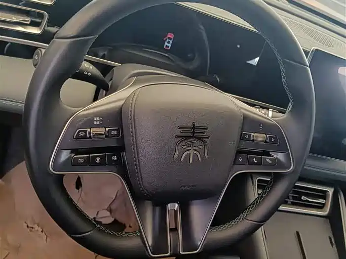 BYD Qin L 2025 — фото 15