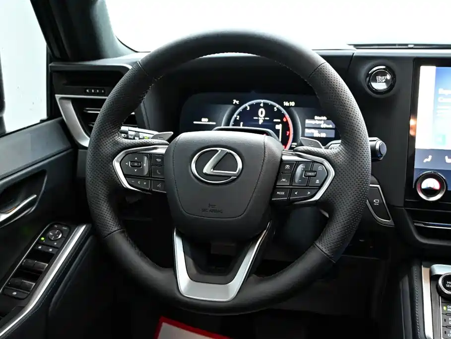 Lexus GX 2024 — фото 15
