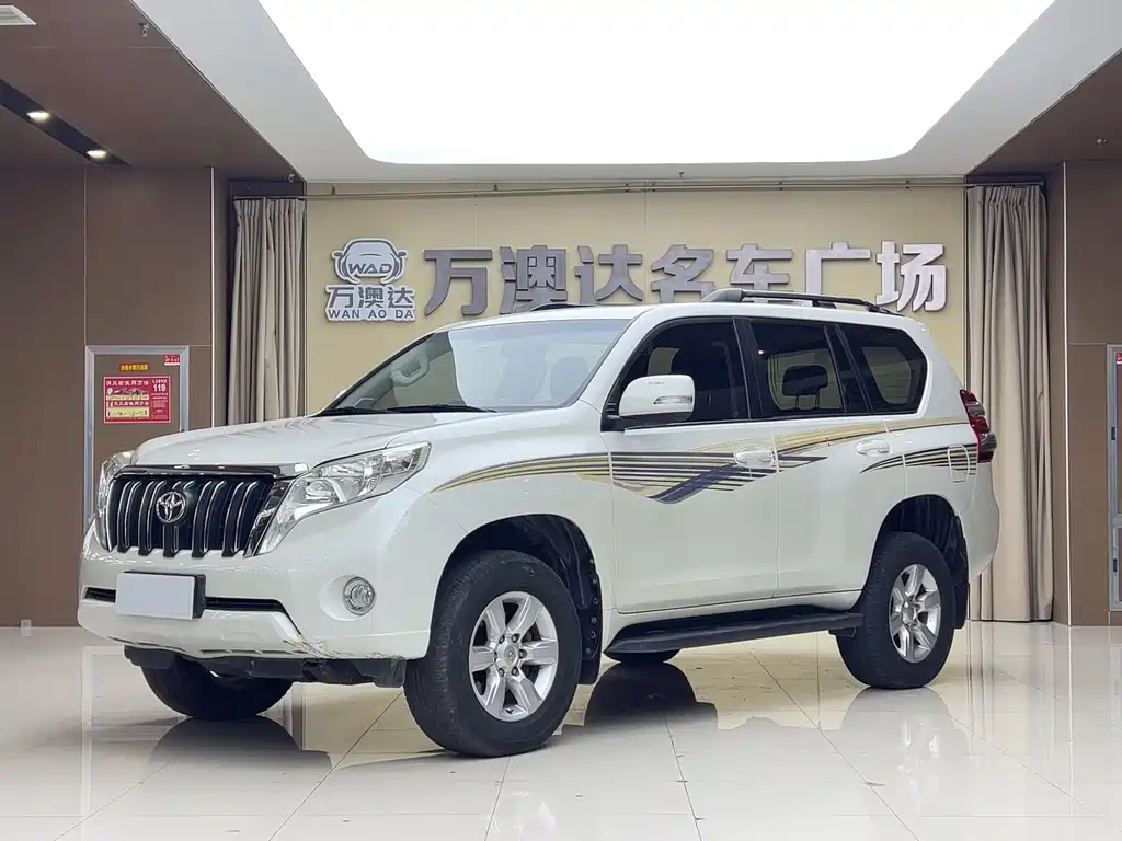 Toyota Prado 2017 — фото 1