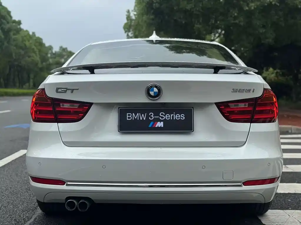 BMW 3 Series GT 2014 — фото 8