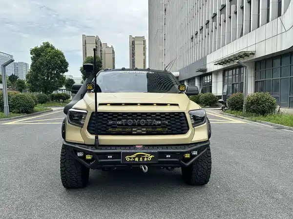 Toyota Tundra 2014